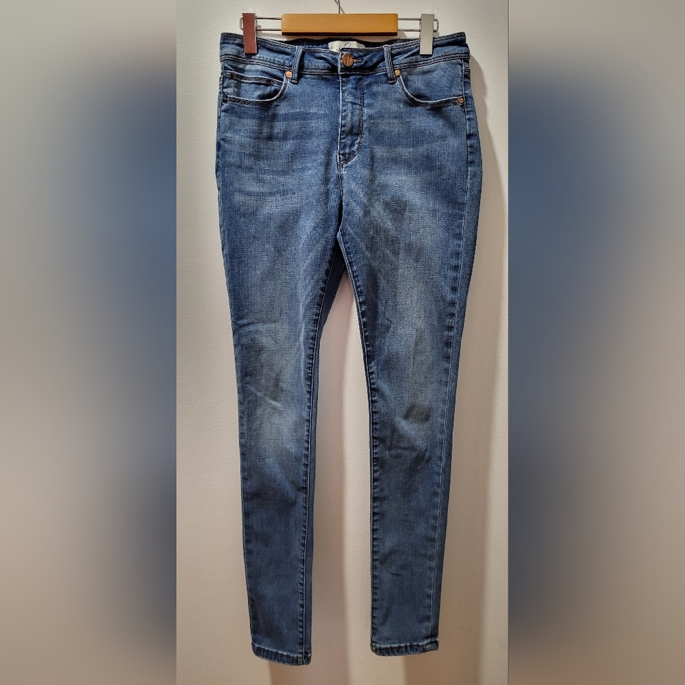 Lola Women's Blue Skinny Jeans Size 29 Like New